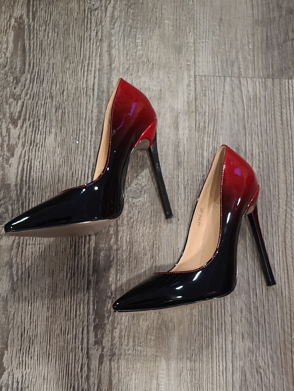 wetkiss Red Black Ombre High Stiletto Heels Size 9 - Picture 6 of 7